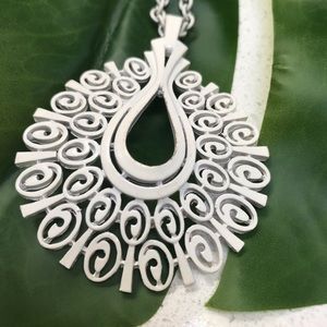 RARE VINTAGE TRIFARI Necklace 1955-1969 Era